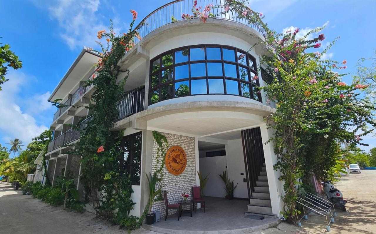 Dhigurah Cottage Exterior photo